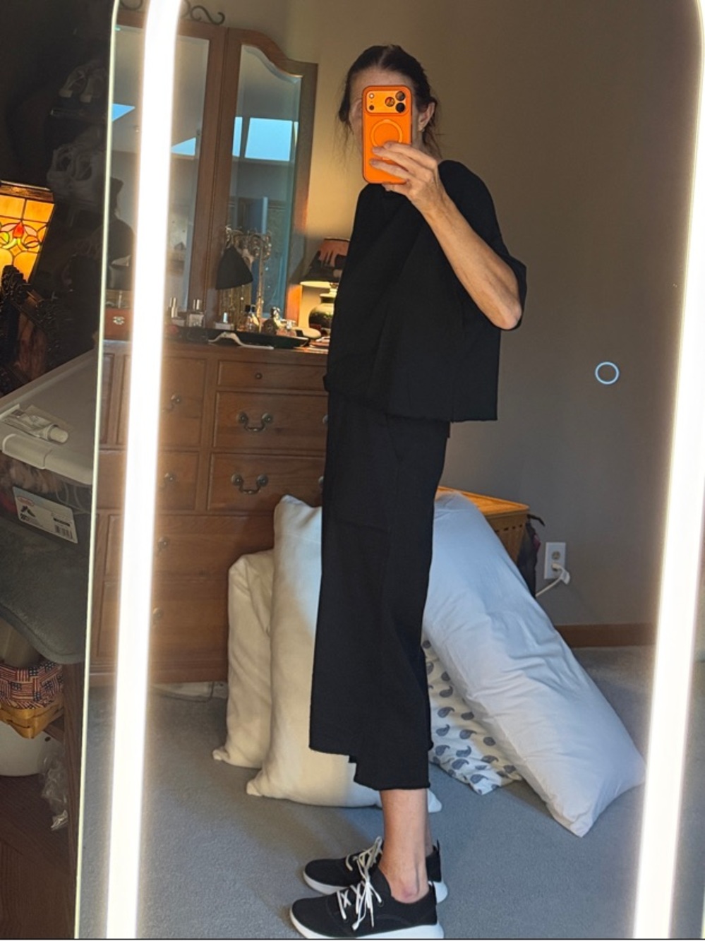 Adore Me 2 Piece Crop pants and Top Set Lounging or going out Comfy Sm NWT